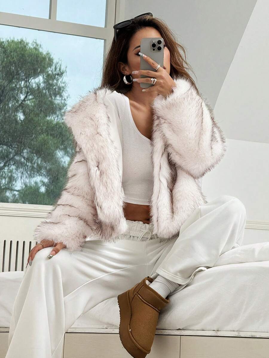 Zulaia | Faux Fur Kabát Linn