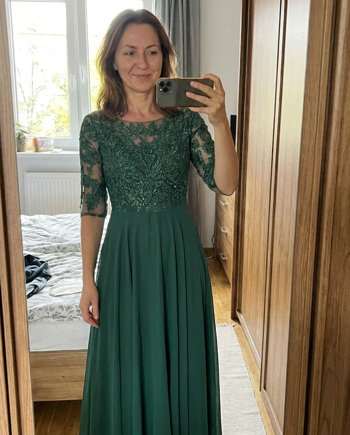 Rhonda | Elegantní krajková šaty