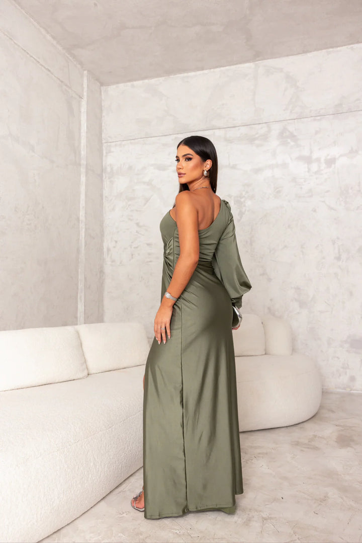 Zulaia’s - Robe Elara