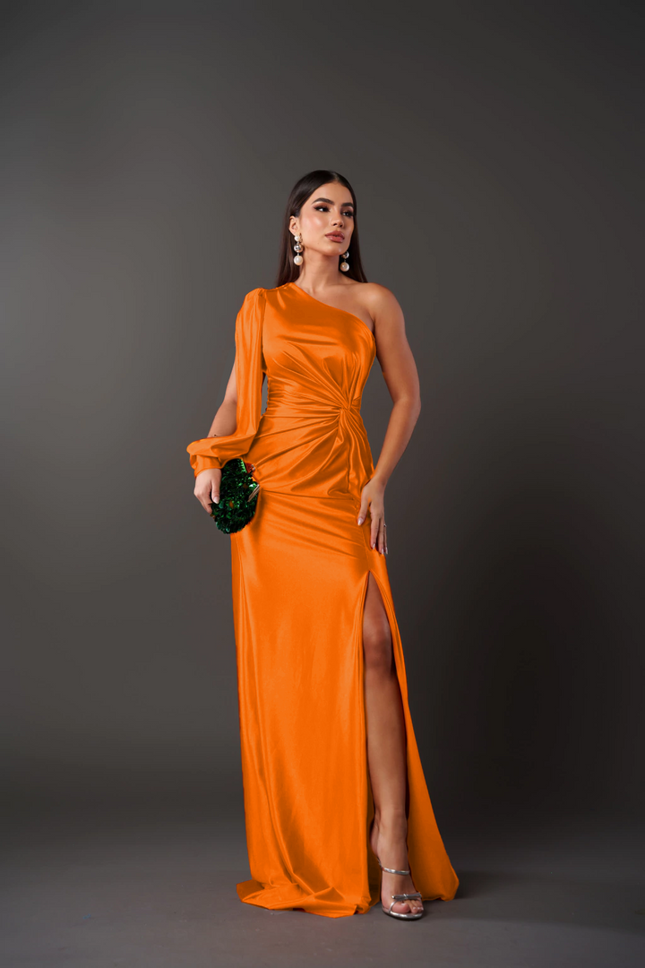 Zulaia’s - Robe Elara